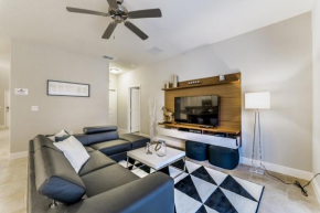 5369 Oakbourne